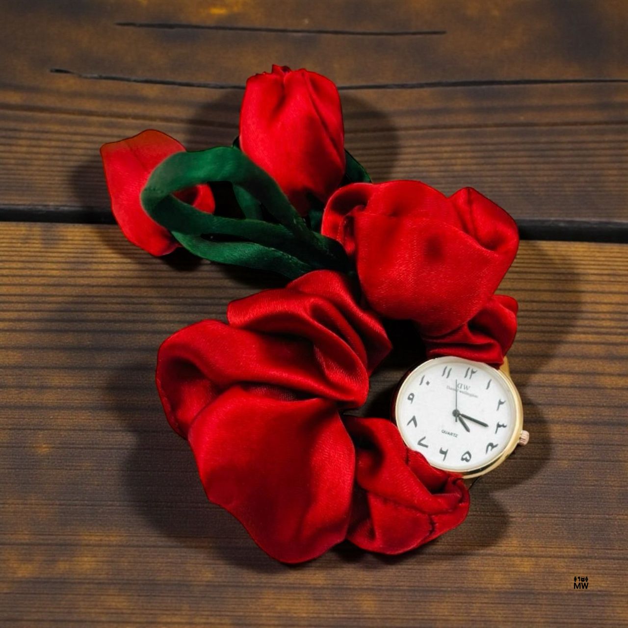 Rose Style Ladkan Scrunchie Watch