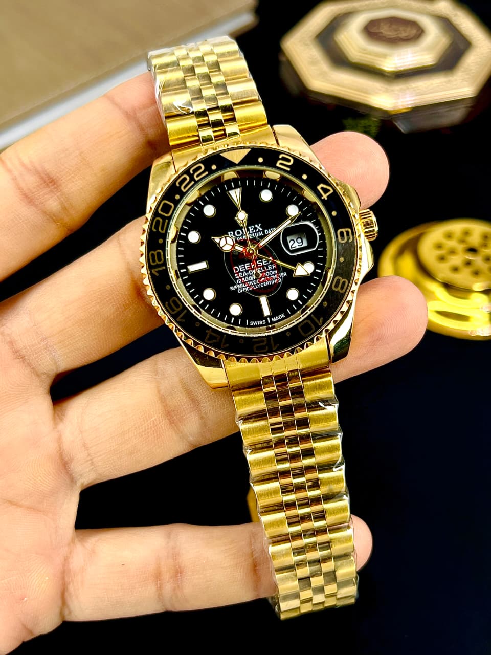 ROLEX  GMT MODEL STEEL CHAIN  STEEL LOCK